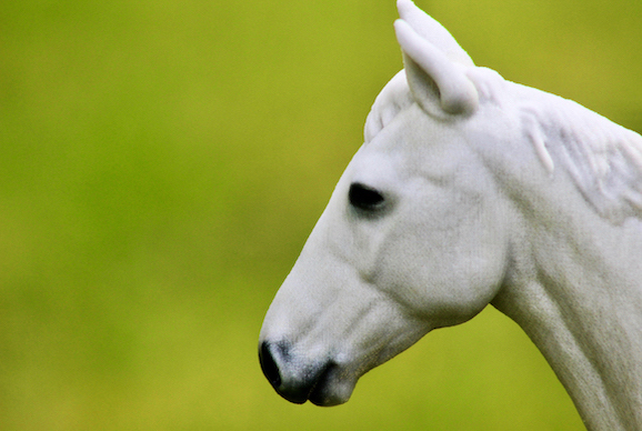 Arty Lobster horse sculpture - grey thoroughbred